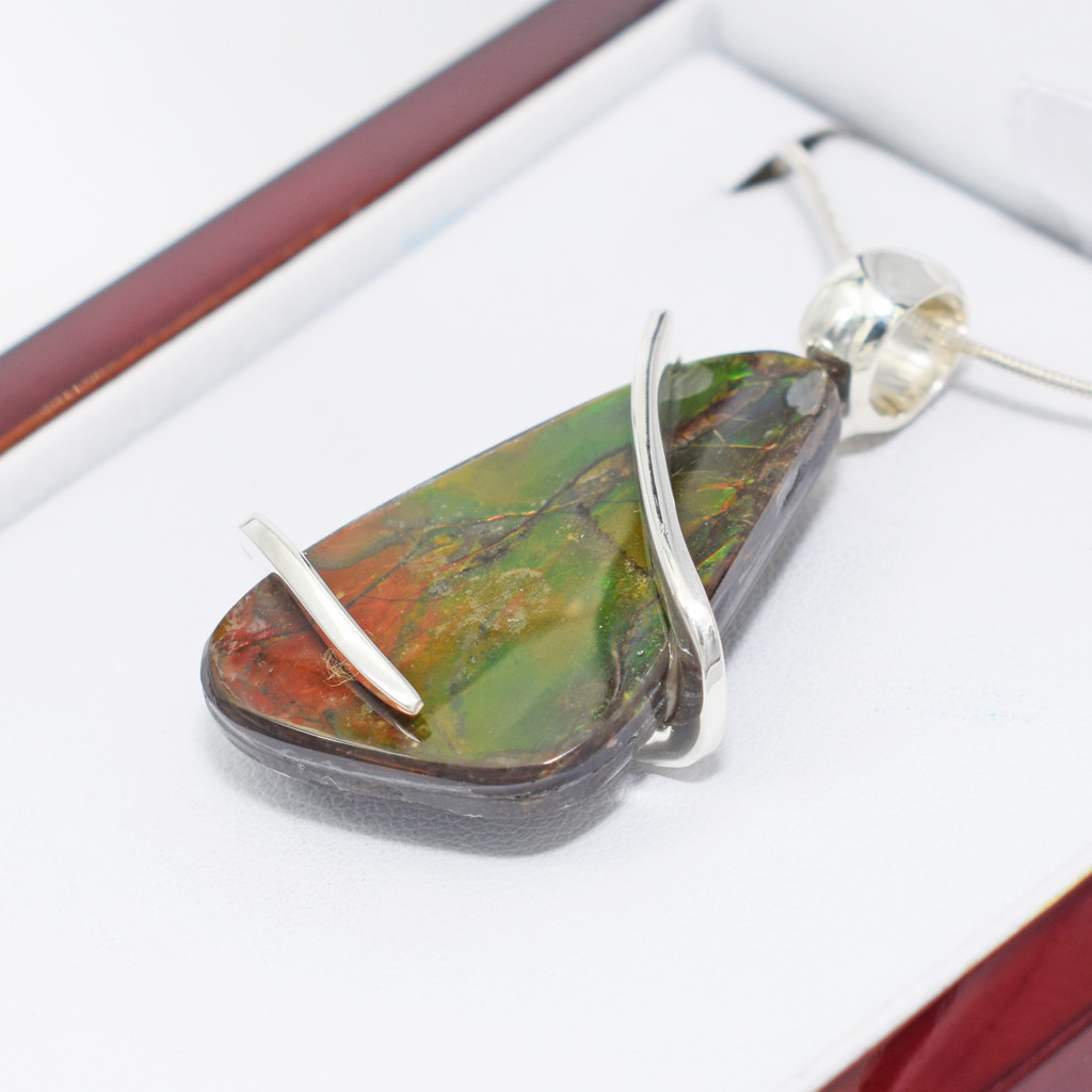 Ammolite Pendant (SE1046)