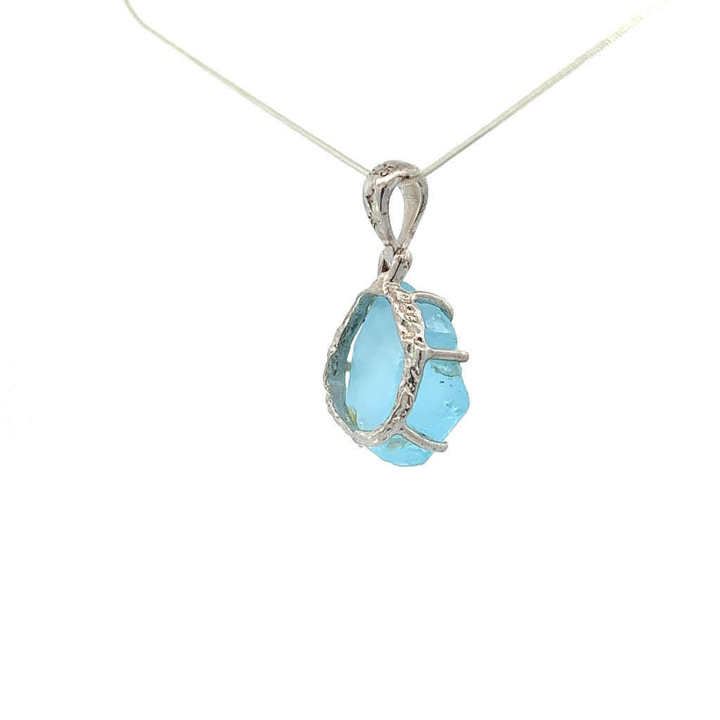 Blue Topaz Pendant Necklace (SB1829)