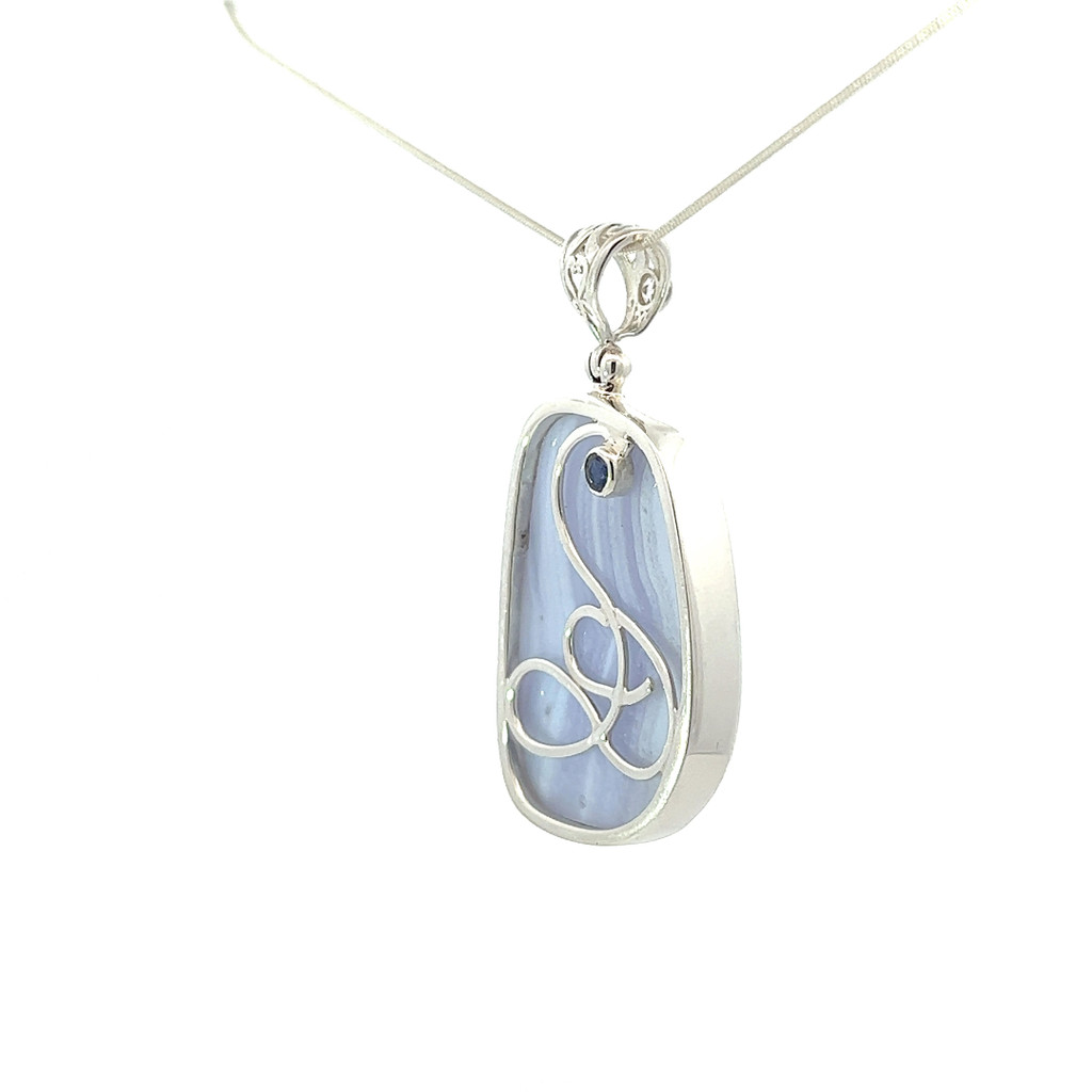 Blue Lace Agate Pendant Necklace (M1290)