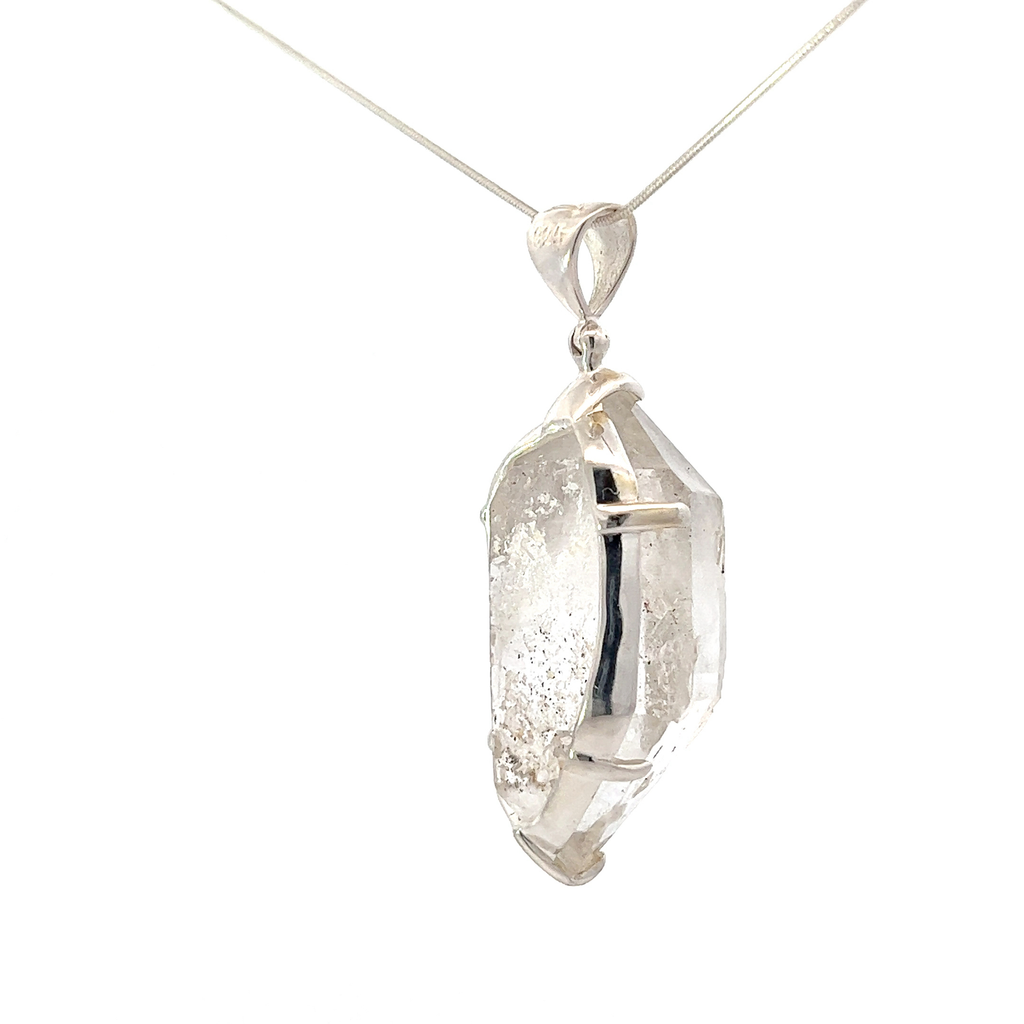 Tibetan Himalayan Quartz Pendant (SB1364)