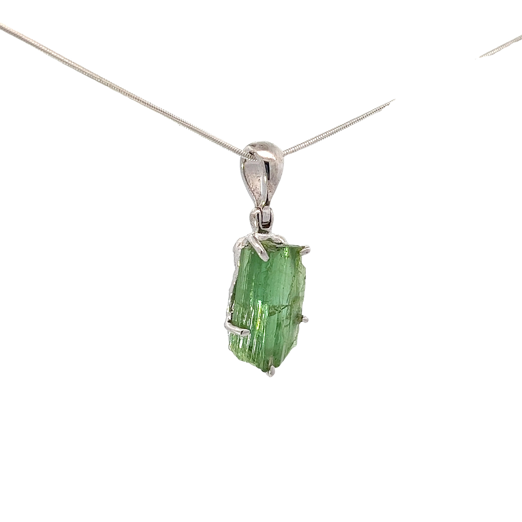 Green Tourmaline Pendant Necklace (SB1155)