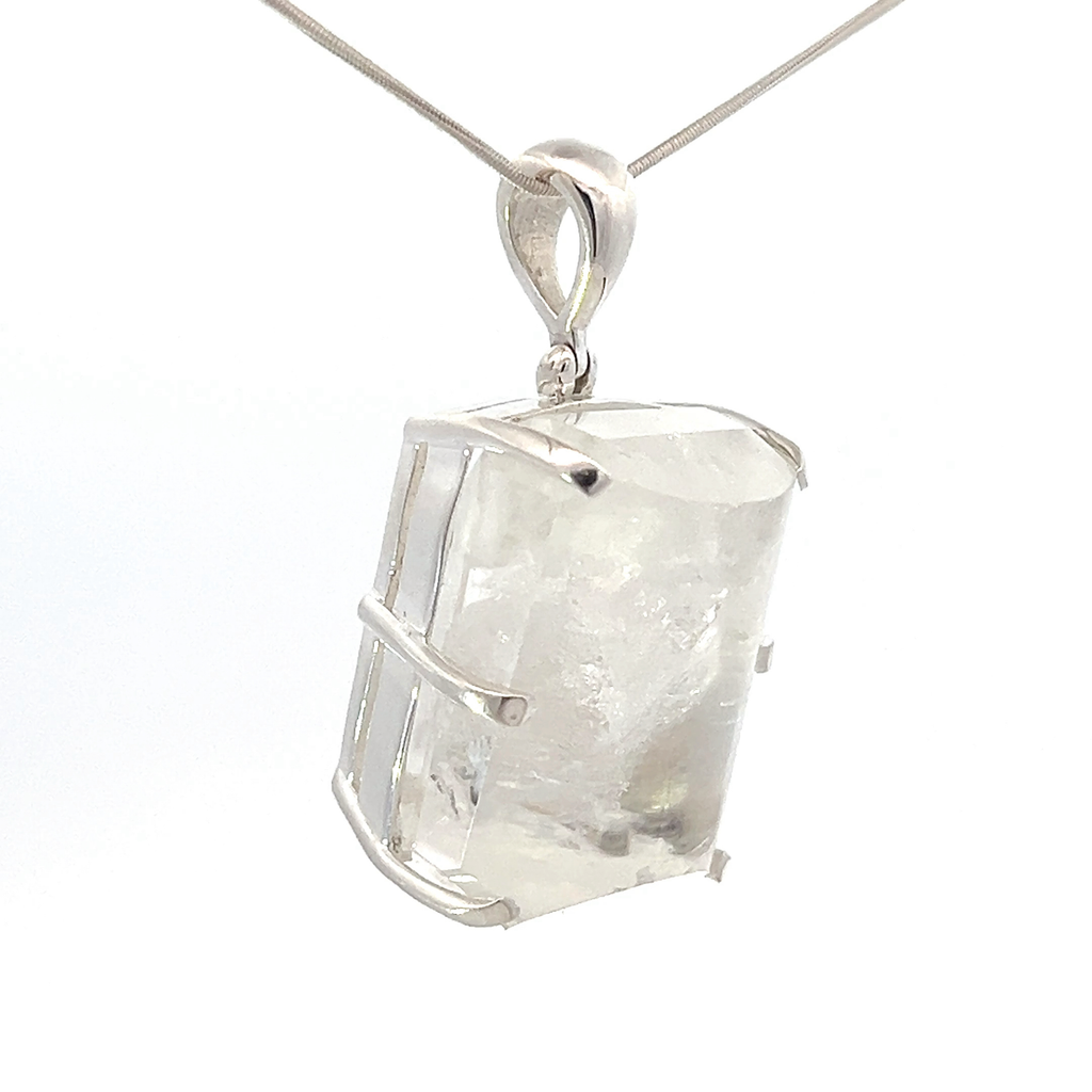 Manifestation Quartz Pendant Necklace (M1202)