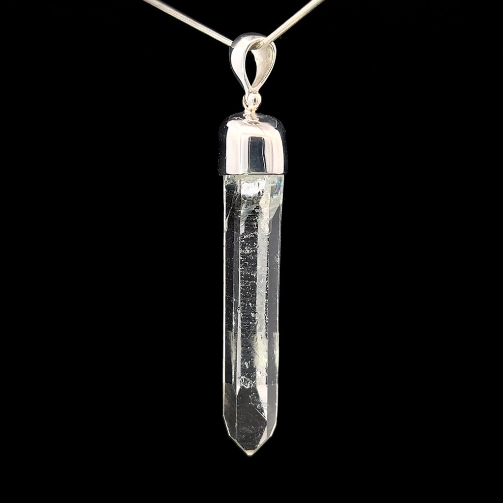 Tibetan Himalayan Quartz Pendant (SB3110)