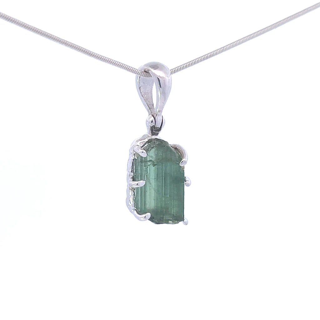 Green Tourmaline Pendant Necklace (SB1155)