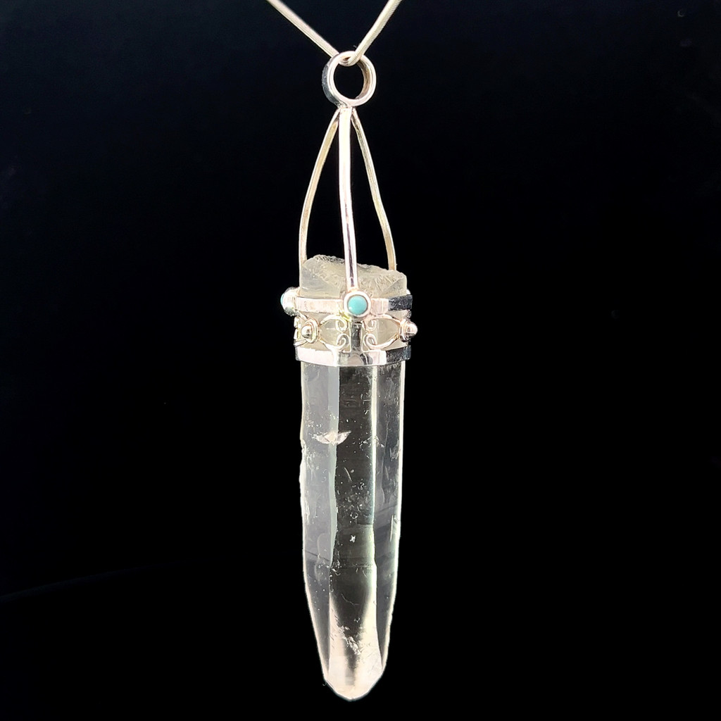 Tibetan Himalayan Quartz Pendant (SB3110)