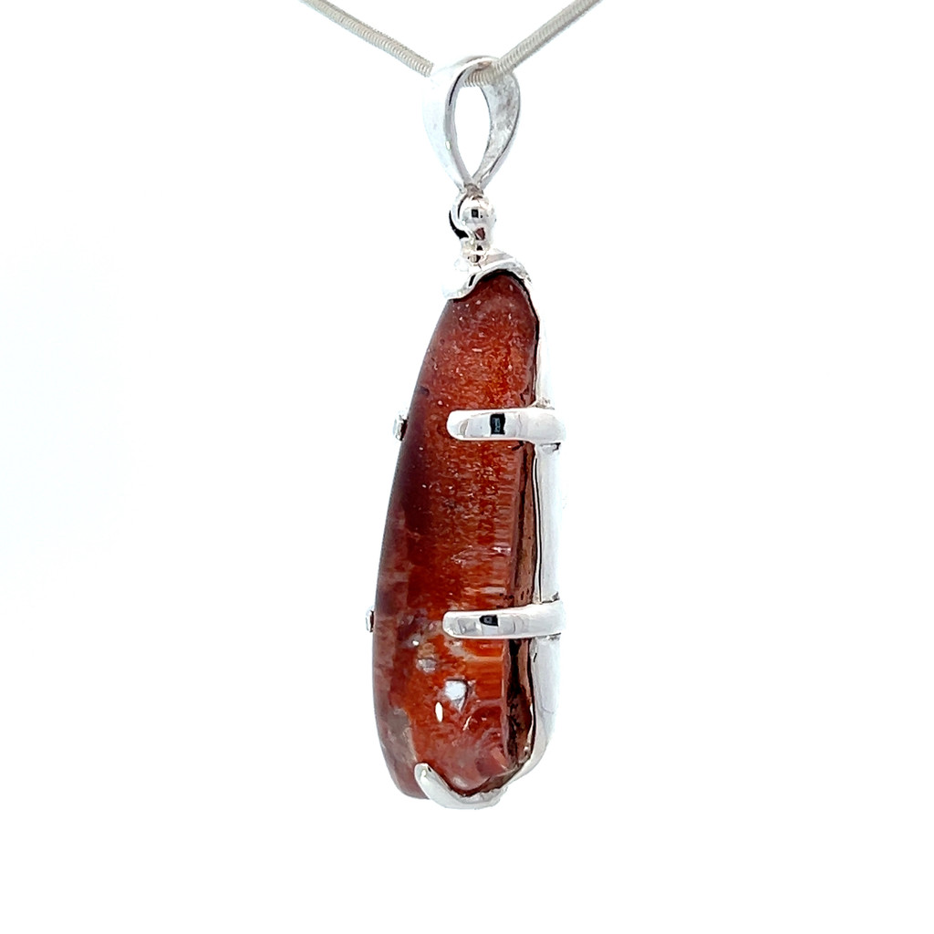 Natural Red Quartz Pendant Necklace (SB3110)