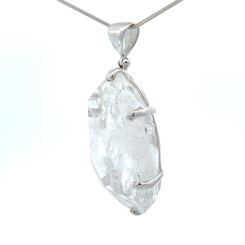 Faden Quartz Crystal Necklace (SB1341)