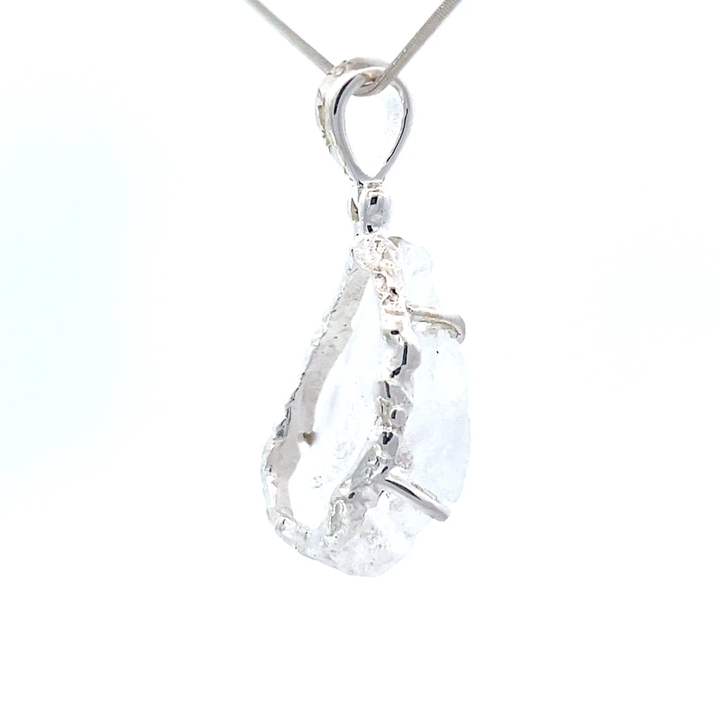 Petalite Crystal Pendant Necklace (SB2709)
