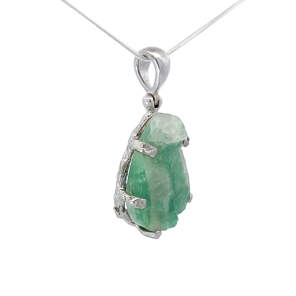 Emerald in Quartz Pendant Necklace (SB3149)