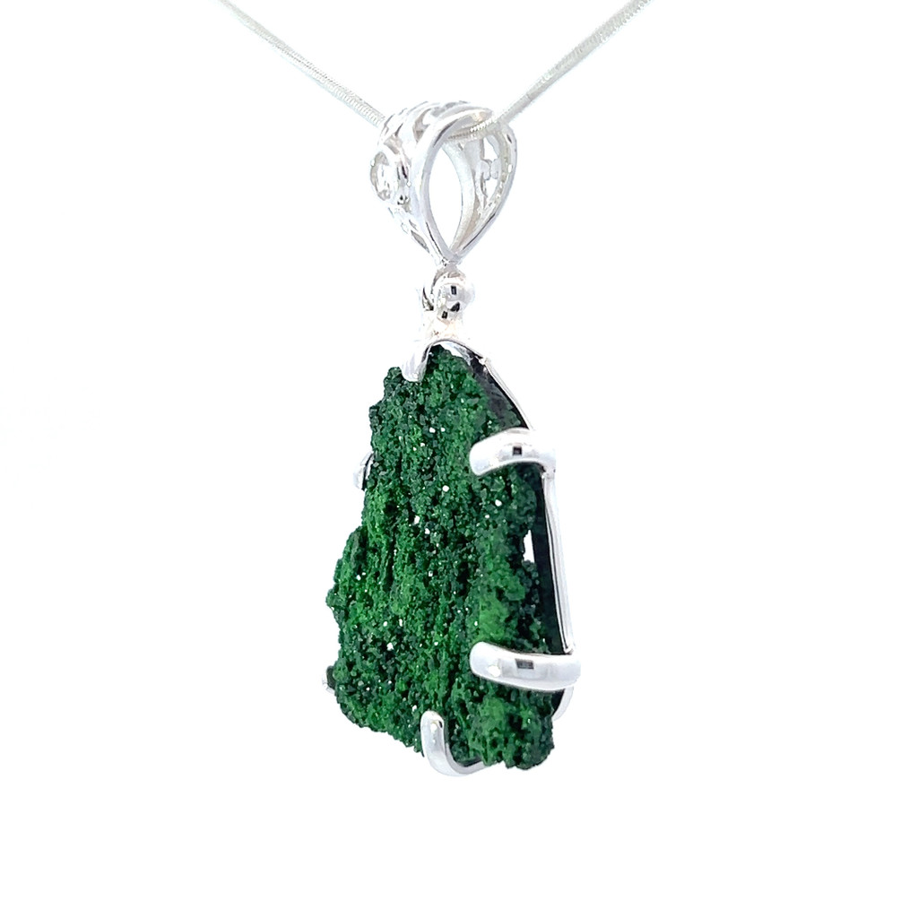 Uvarovite Pendant Necklace (AE1243)