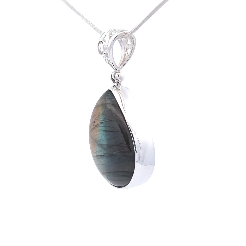 Labradorite Pendant Necklace (SE1190)