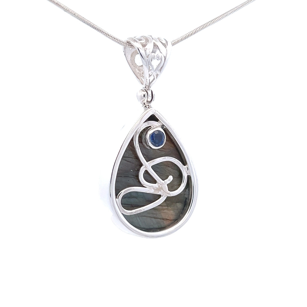 Labradorite Pendant Necklace (SE1190)