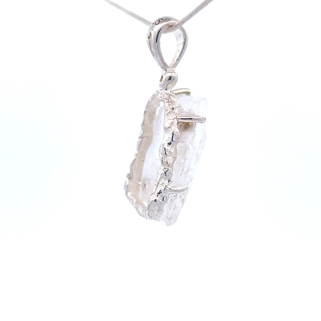 Petalite Crystal Pendant Necklace (SB2730)