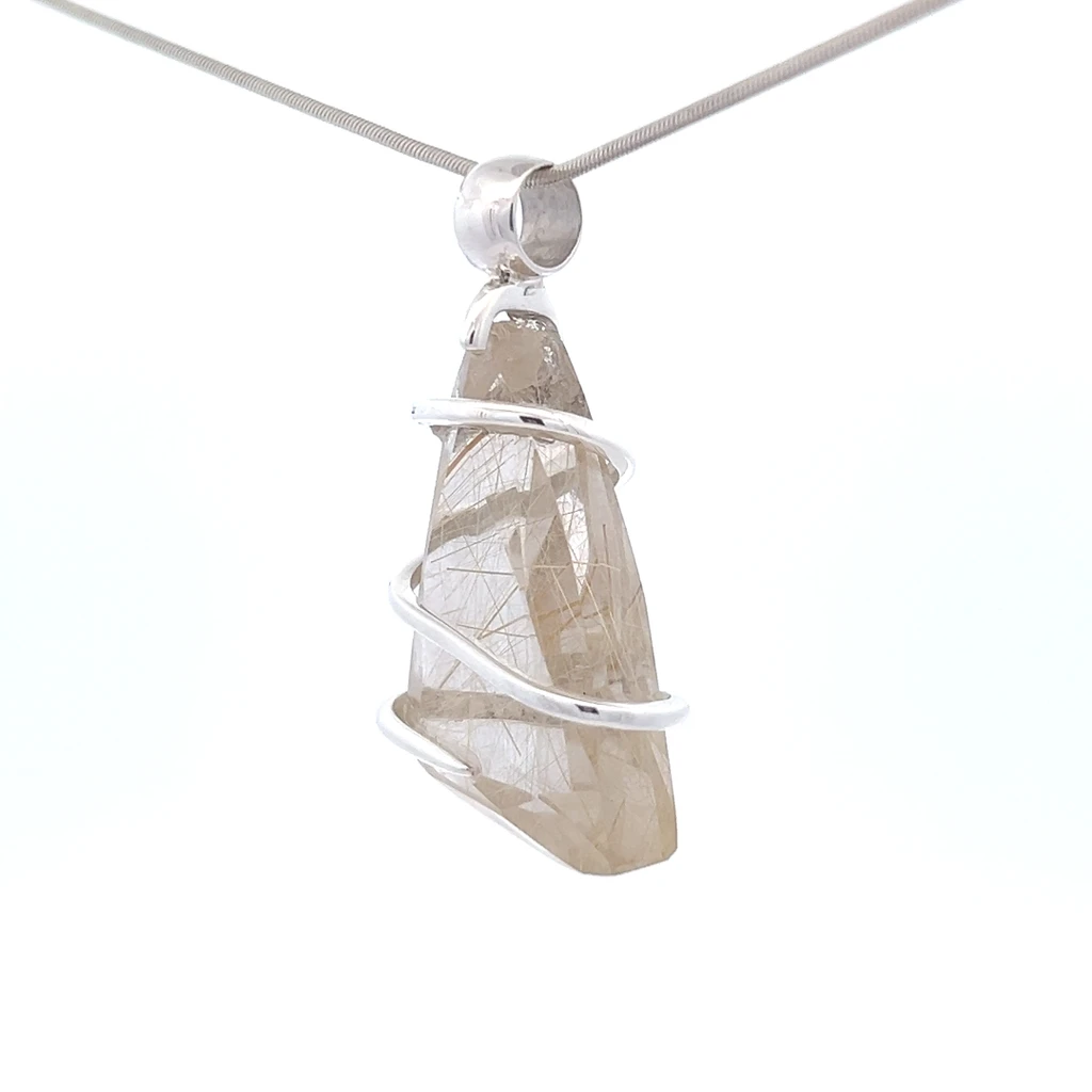 Rutilated Quartz Pendant Necklace (SE1793)