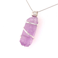 Kunzite Crystal Pendant Necklace (SE1110)