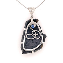 Tektite Crystal  Pendant Necklace (AE1137)