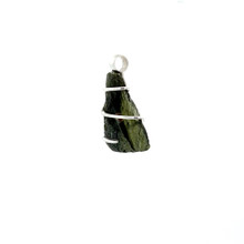 Moldavite Pendant Necklace (SE1065)