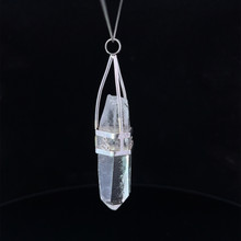 Clear Quartz Pendant Necklace (SP1002)