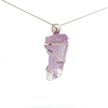 Kunzite Crystal Pendant Necklace (M1133)