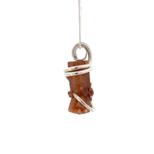 Aragonite Crystal Pendant Necklace (M1467)