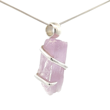 Kunzite Crystal Pendant Necklace (SE1030)