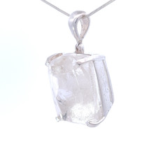 Manifestation Quartz Pendant (SE1210)