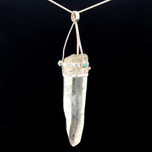Tibetan Himalayan Quartz Pendant (SB3110)