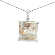 Manifestation Quartz Pendant (SB2465)