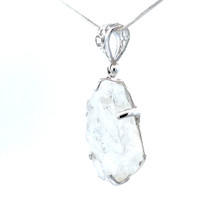 Petalite Crystal Pendant Necklace (SE1195)