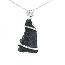 Uvarovite Pendant Necklace (SE1777)