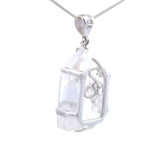 Manifestation Quartz Pendant (AE1005)