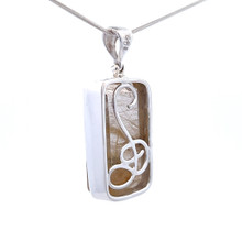 Rutilated Quartz Pendant Necklace (FA2179)