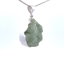 Prehnite Crystal Pendant Necklace (SB3415)