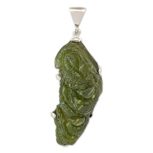 Carved Idocrase Pendant Necklace (SB3003)