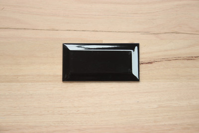 150x75mm Black Gloss Bevel Edge Wall Tile