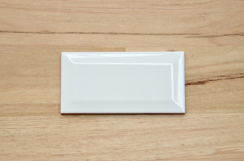 150x75mm Gloss White Bevel Edge Wall Tile