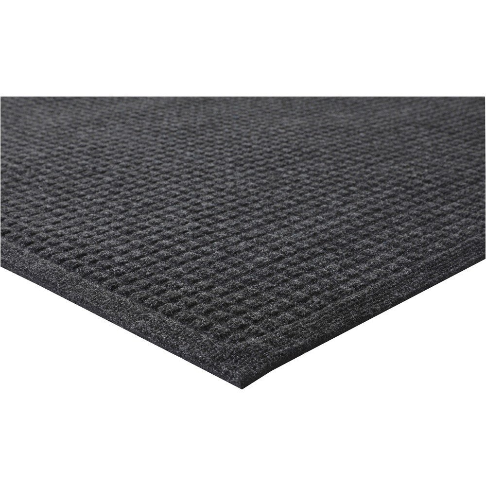 Genuine Joe EcoGuard Indoor Wiper Floor Mat
