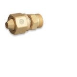 Brass Cylinder Adaptors, From CGA-300 Commercial Acetylene To CGA-520 B Tank