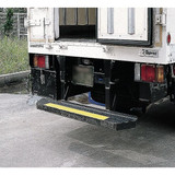 3m AntiSlip Tape,60 ftLx2 inW,YLW,60 Grit 530-2X60