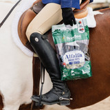 Standlee Premium Western Forage 5 Lb. Very Berry Flavored Alfalfa Forage Bites 1175-41012-0-0 728450