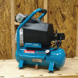 Makita Big Bore 2.6 Gal. Portable 130 psi Air Compressor MAC700 352886