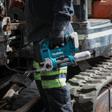 Makita 18-Volt LXT Lithium-Ion Cordless Grease Gun (Tool Only) XPG01Z 340135
