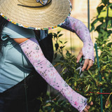 Farmers Defense Carnations Defeat Breast Cancer Protection Sleeves, Small-Medium SLV-CARN-SM 757698