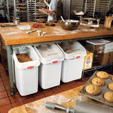 Rubbermaid Commercial Mobile Bulk Storage,400 qt Cap.,29.25" L FG360088WHT