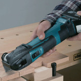 Makita 18 Volt LXT Lithium-Ion Cordless Oscillating Tool (Tool Only) XMT03Z 301339