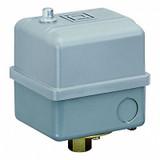 Telemecanique Sensors Pressure Switch,20 to 40 psi,3/8" FNPS 9013GHG3J58X
