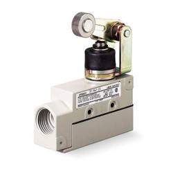 Omron Roller Lever Plunger Limit Switch, SPDT ZE-NA2-2S