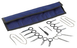 18 Pc. Deluxe  European Radio Tool Set 4715
