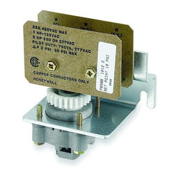 Honeywell Pneumatic-Electric Switch,2-24 psi,SPDT P658B1012/U