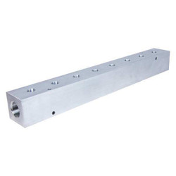 Pneumadyne Manifold,Aluminum,8Outlets,18.75"L M40-500-8